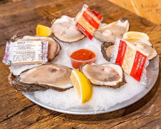 Order Fresh Raw Oysters  food online from Storming Crab store, Knoxville on bringmethat.com