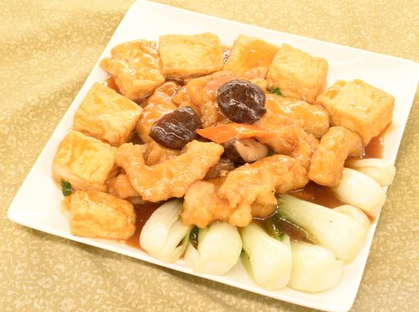 Order Braised Rock Cod with Tofu (紅燒斑球豆腐) food online from Hong Kong City store, Alameda on bringmethat.com