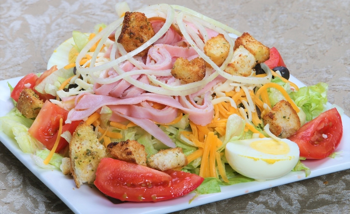 Order Chef Salad food online from Zeppe's Headquarters store, Bedford on bringmethat.com
