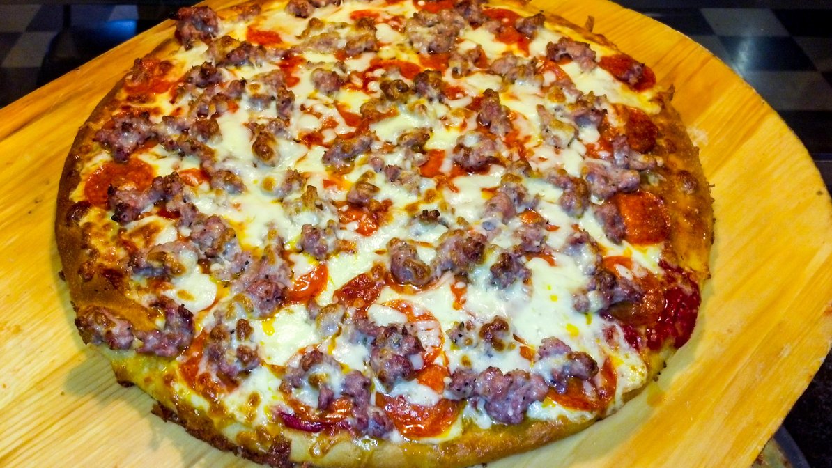 Order 12" Meat Lover Pizza food online from Venezia Pizza store, Morrisville on bringmethat.com