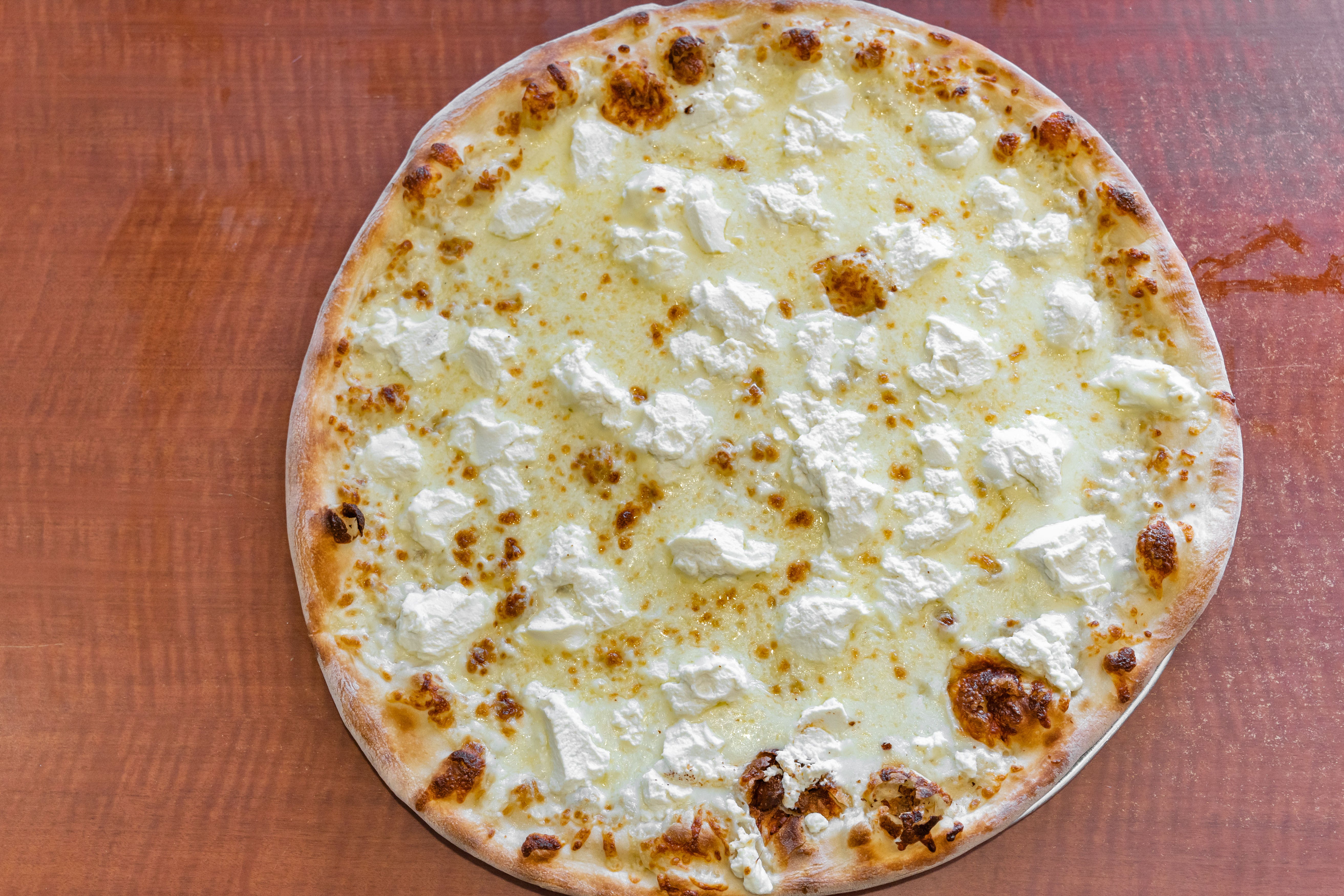 Order White Pan Pizza - 16'' (8 Slices) food online from Corona Pizza store, Corona on bringmethat.com