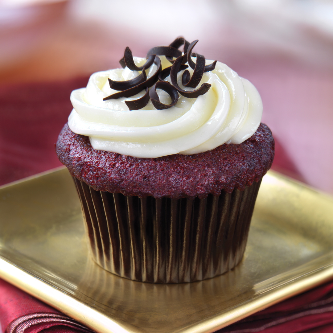 Order The Cheesecake Factory Bakery Favorite Cupcakes food online from Spaghetti Warehouse store, Toledo on bringmethat.com