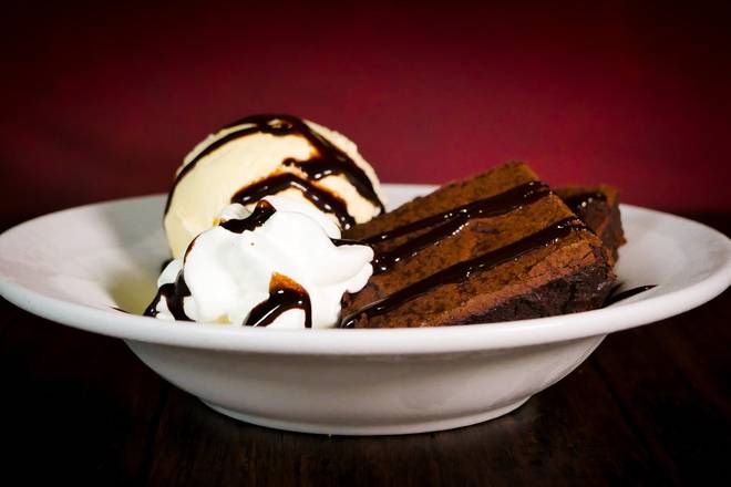 Order Chocolate Fudge Brownie food online from Aspen Creek Grill store, Louisville on bringmethat.com
