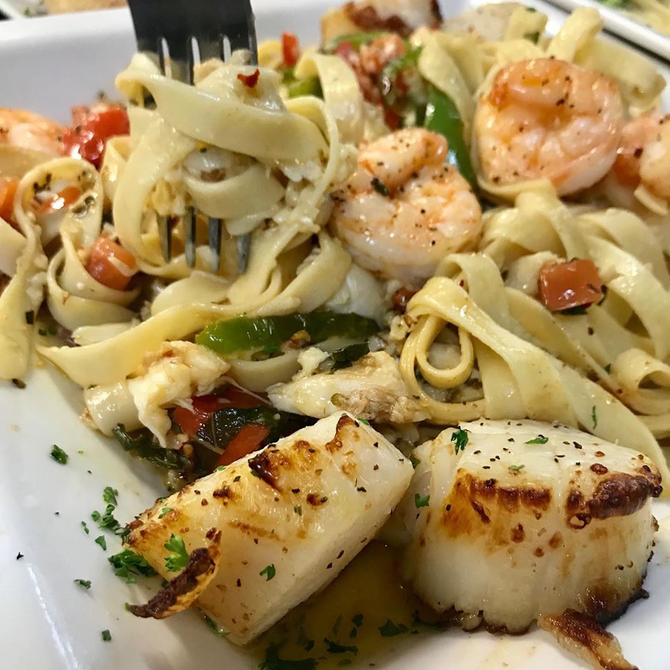 Order Seafood Aglio e Olio food online from Tidewater Grille store, Havre de Grace on bringmethat.com