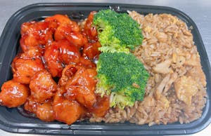Order C1. General Tso's Chicken food online from China Hut store, Chicago on bringmethat.com