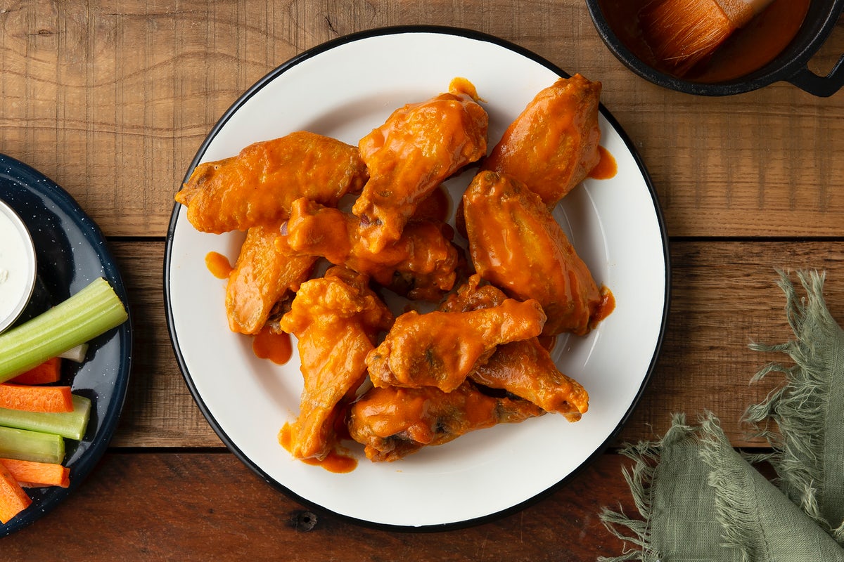 Order Chicken Wings food online from Scratch Kitchen Food Hall store, Boulder on bringmethat.com
