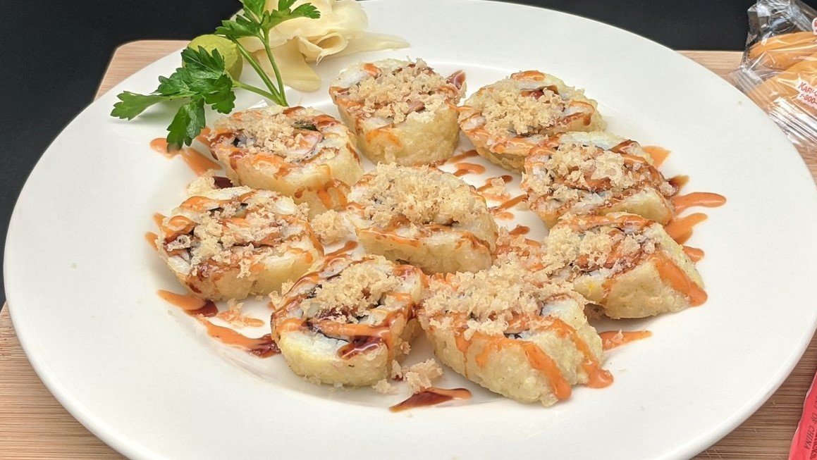 Order Crunch Roll food online from Asian Kitchen store, Modesto on bringmethat.com