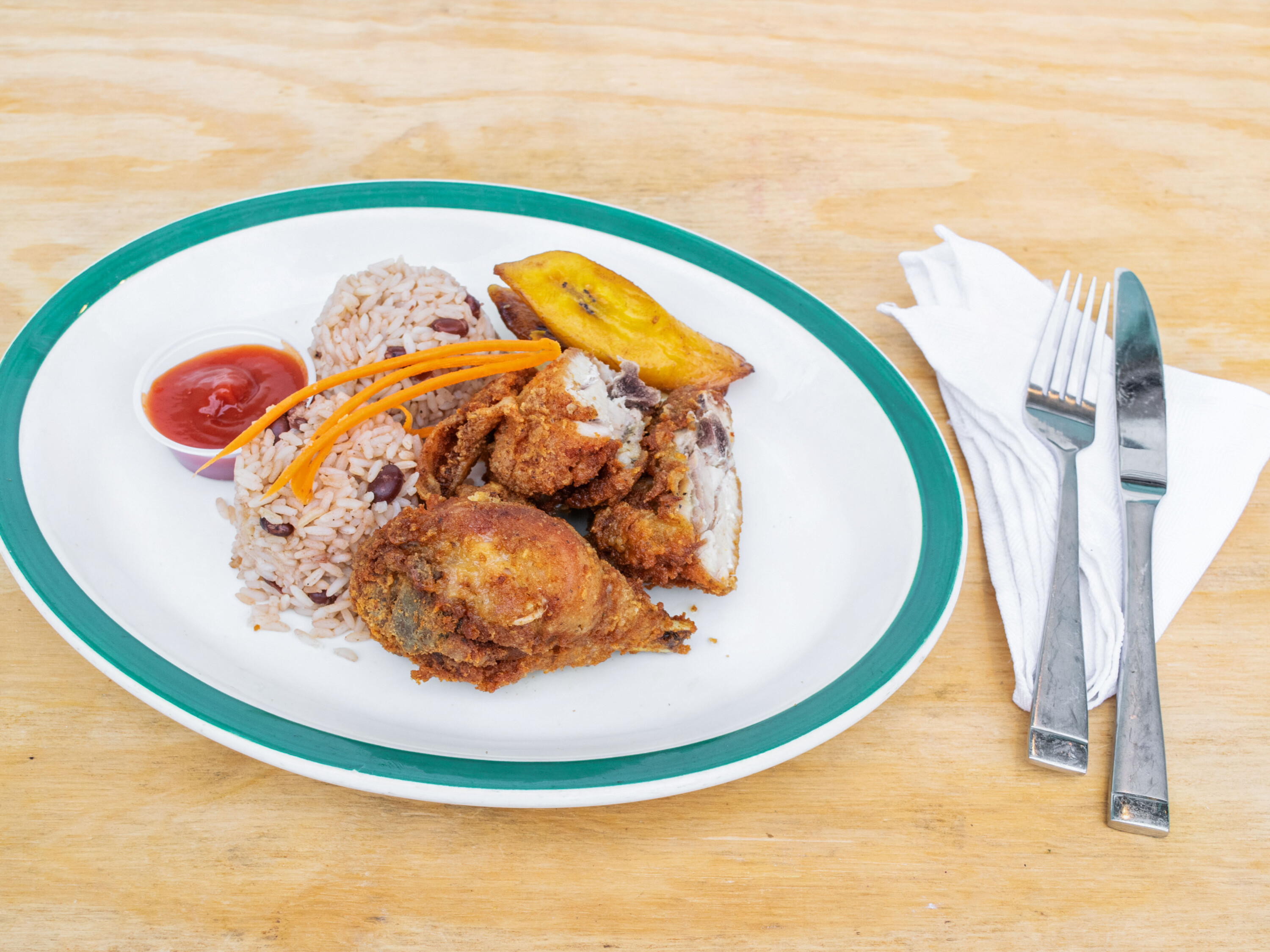 Order Fried Chicken Meal food online from Grand Mango Caribbean Catering store, Woodbury on bringmethat.com