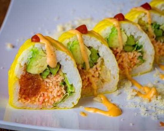 Order Beach Roll food online from Sushi Runner Express store, South Miami on bringmethat.com