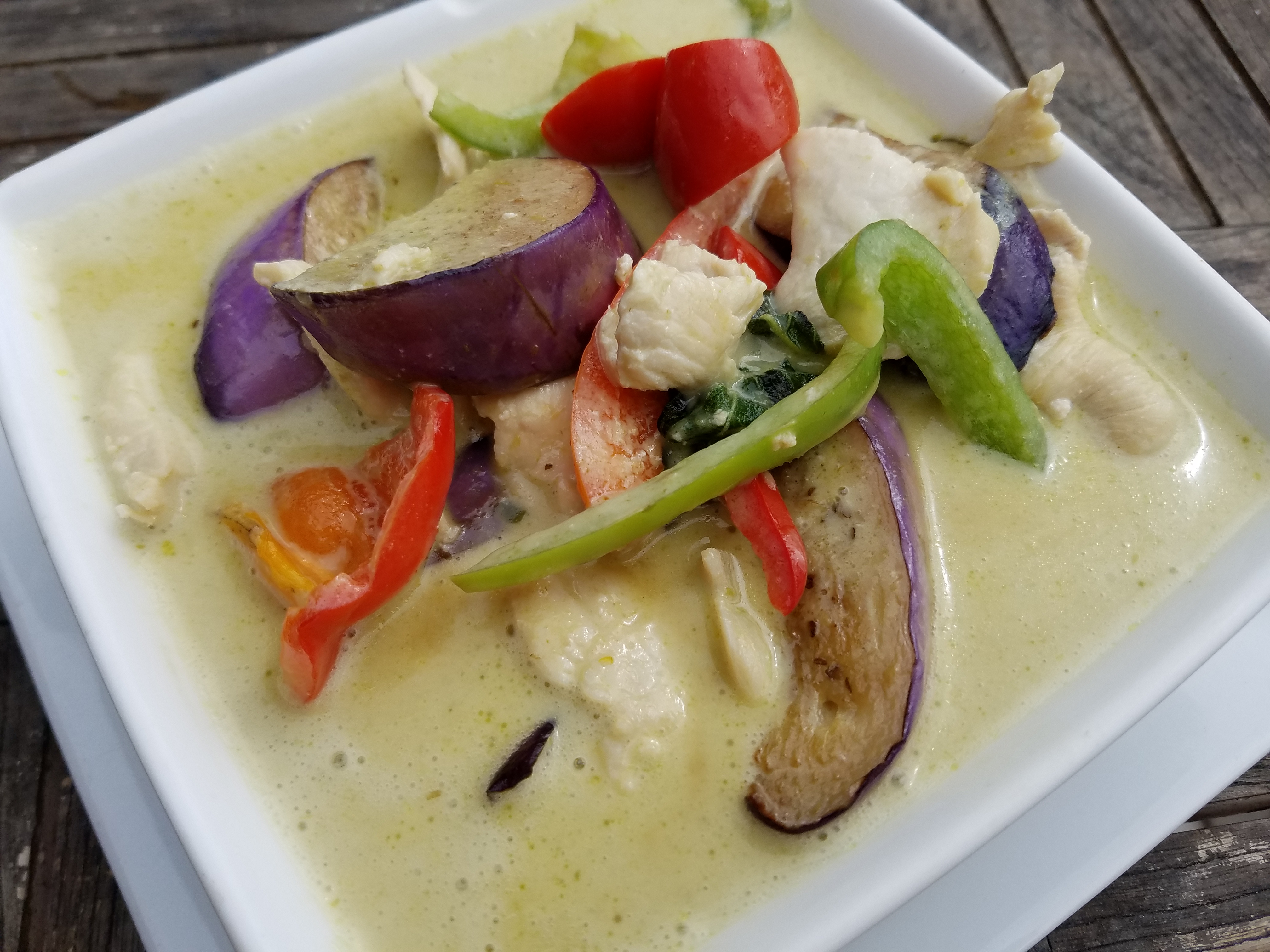 Order Green Curry food online from A La Carte Thai Bistro store, Culver City on bringmethat.com