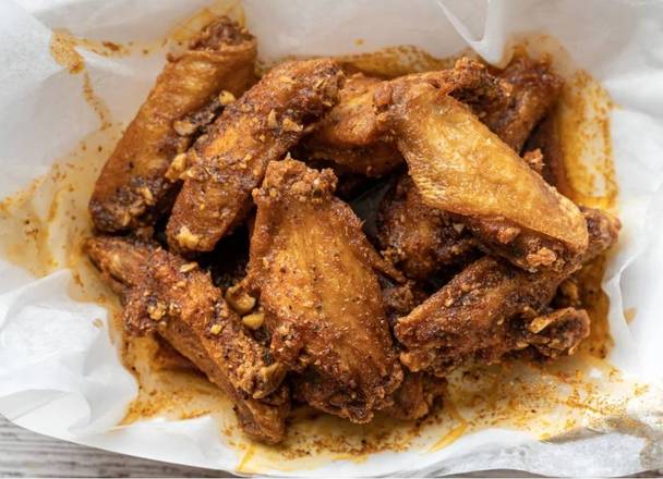 Order Big Bang Wings (10 pcs) food online from Florence Crab House store, Florence on bringmethat.com