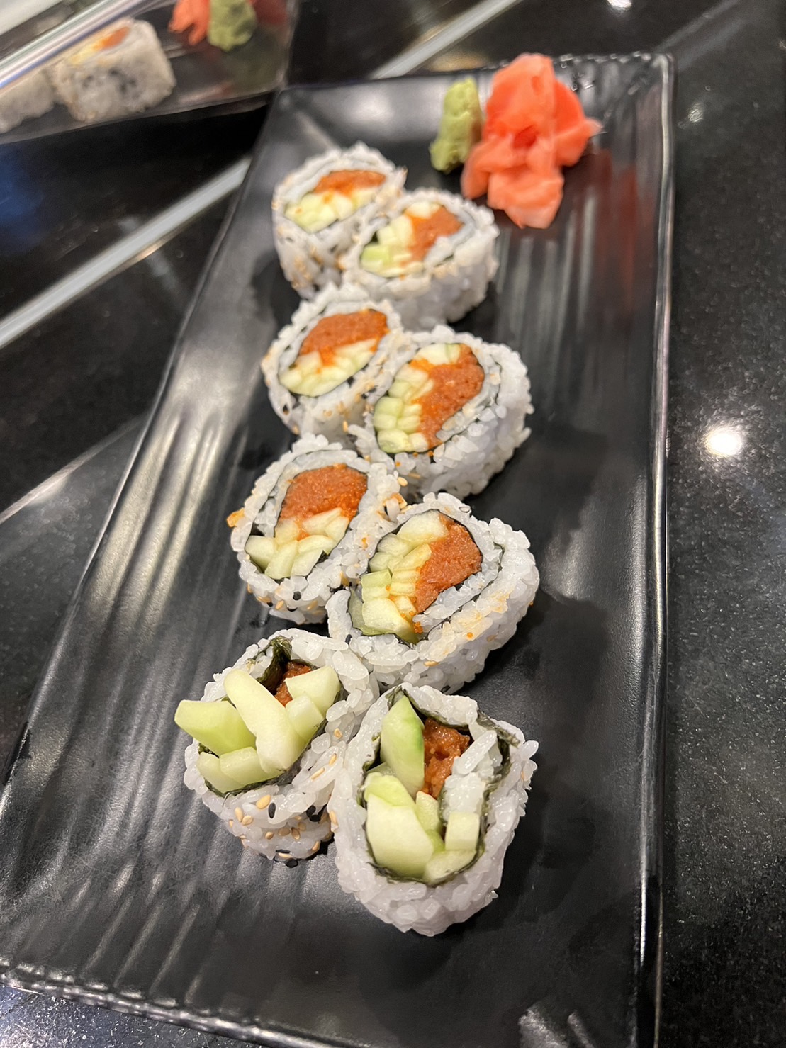 Order Spicy Tuna Roll food online from Sushi Thai store, Libertyville on bringmethat.com