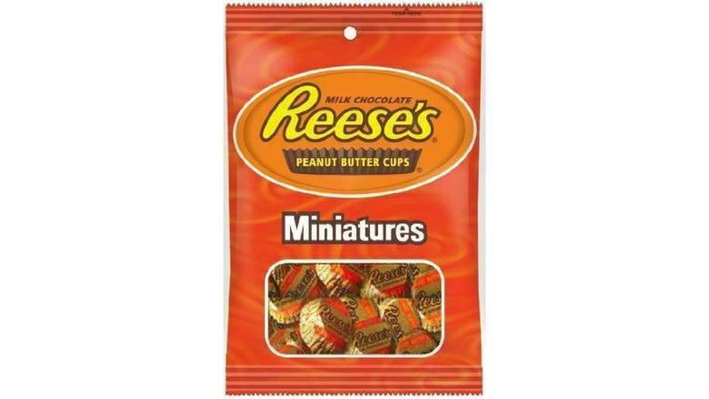 Order Reeses Peanut Butter Cups Miniatures 5 oz food online from Valero Food Mart store, Murrayville on bringmethat.com