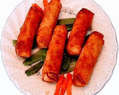 Order Egg Roll (1 pc) food online from Wok Express store, Maryland Heights on bringmethat.com