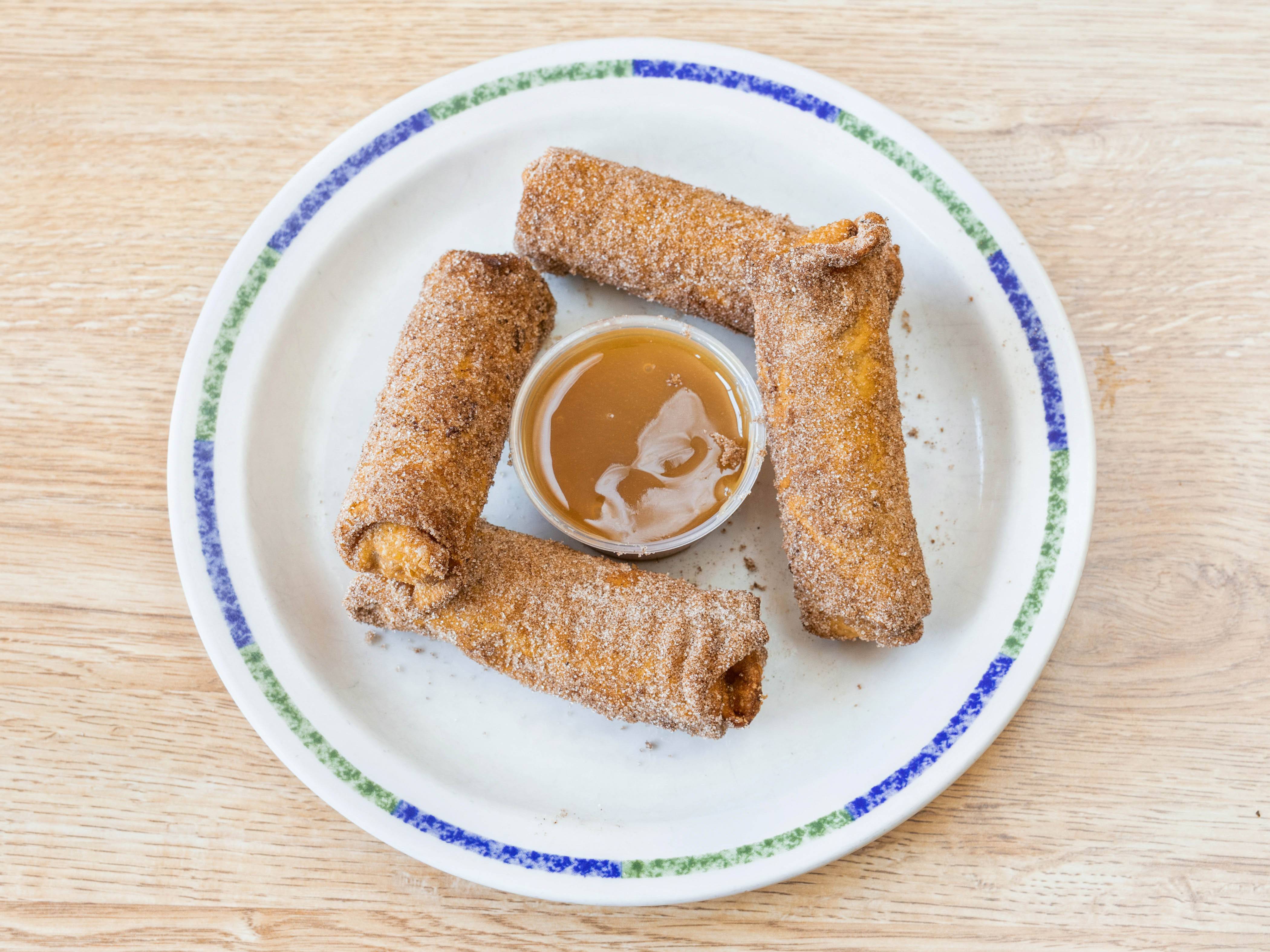 Order Apple Pie Logs food online from Disilvios Family Grill store, Hubbard on bringmethat.com