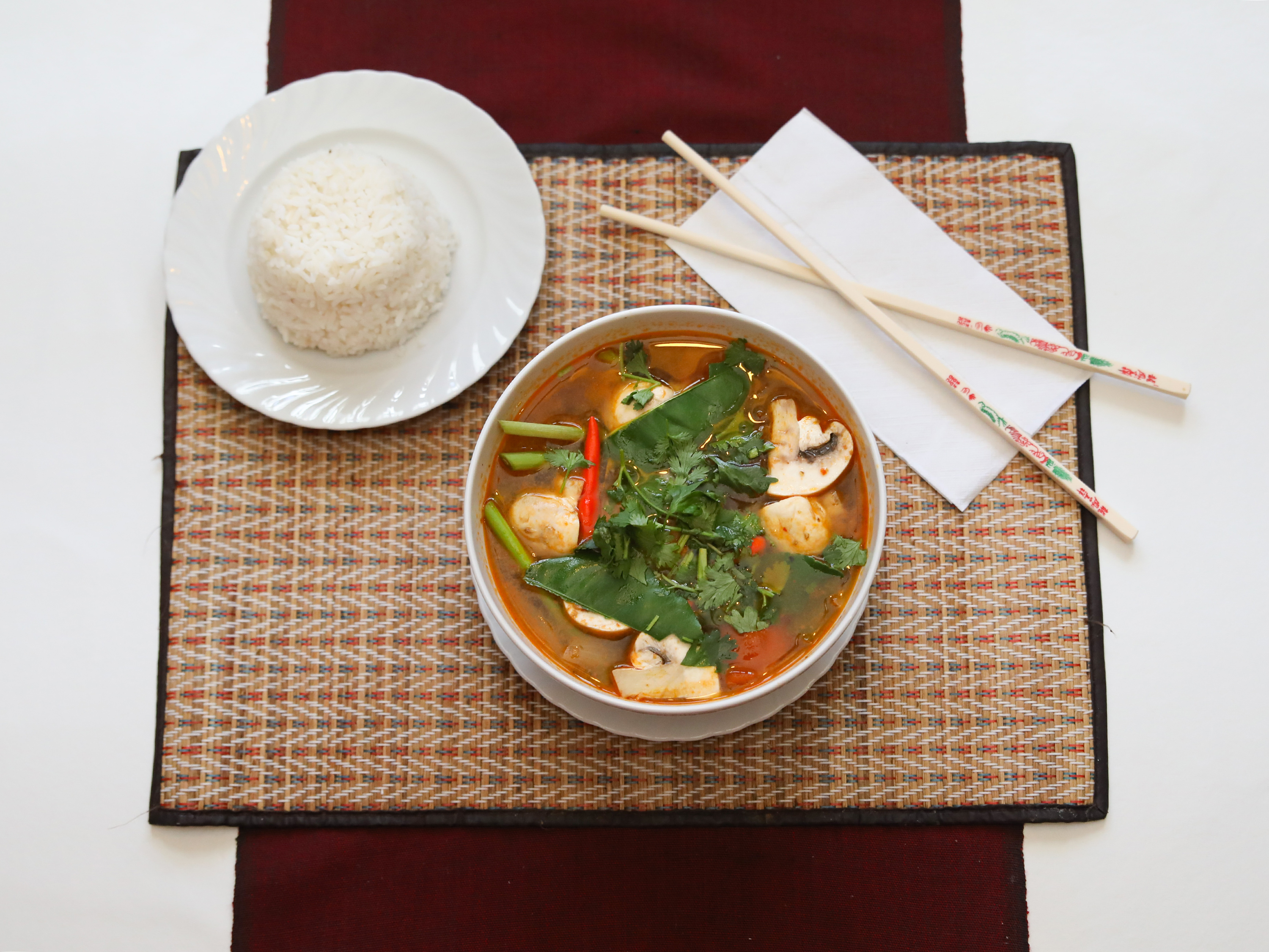 Order S3. Tom Yum Soup food online from Taste of Thai Navarre store, Navarre on bringmethat.com