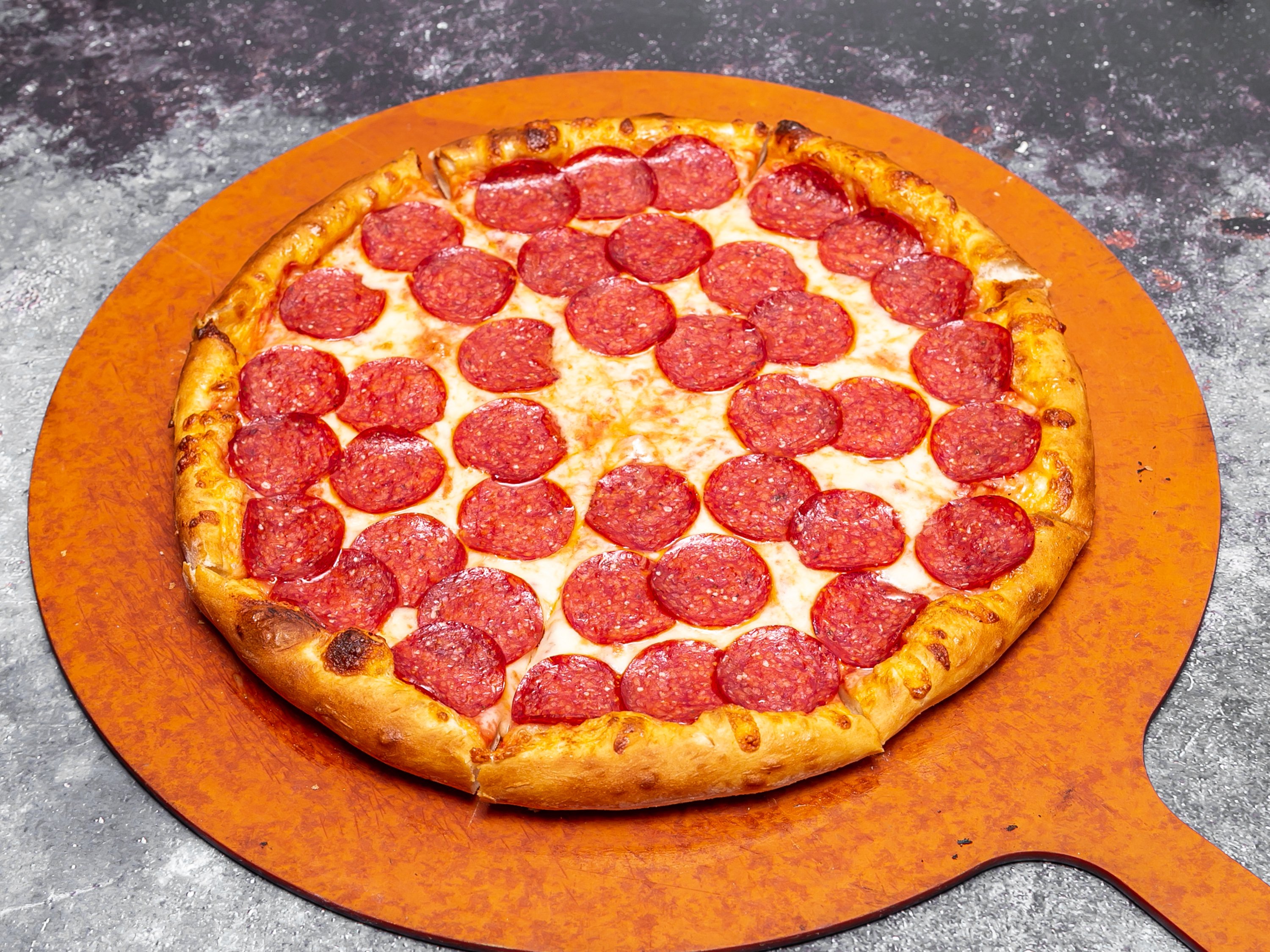 Order Meat Amanti Pizza food online from Castello Pizza store, Columbus on bringmethat.com
