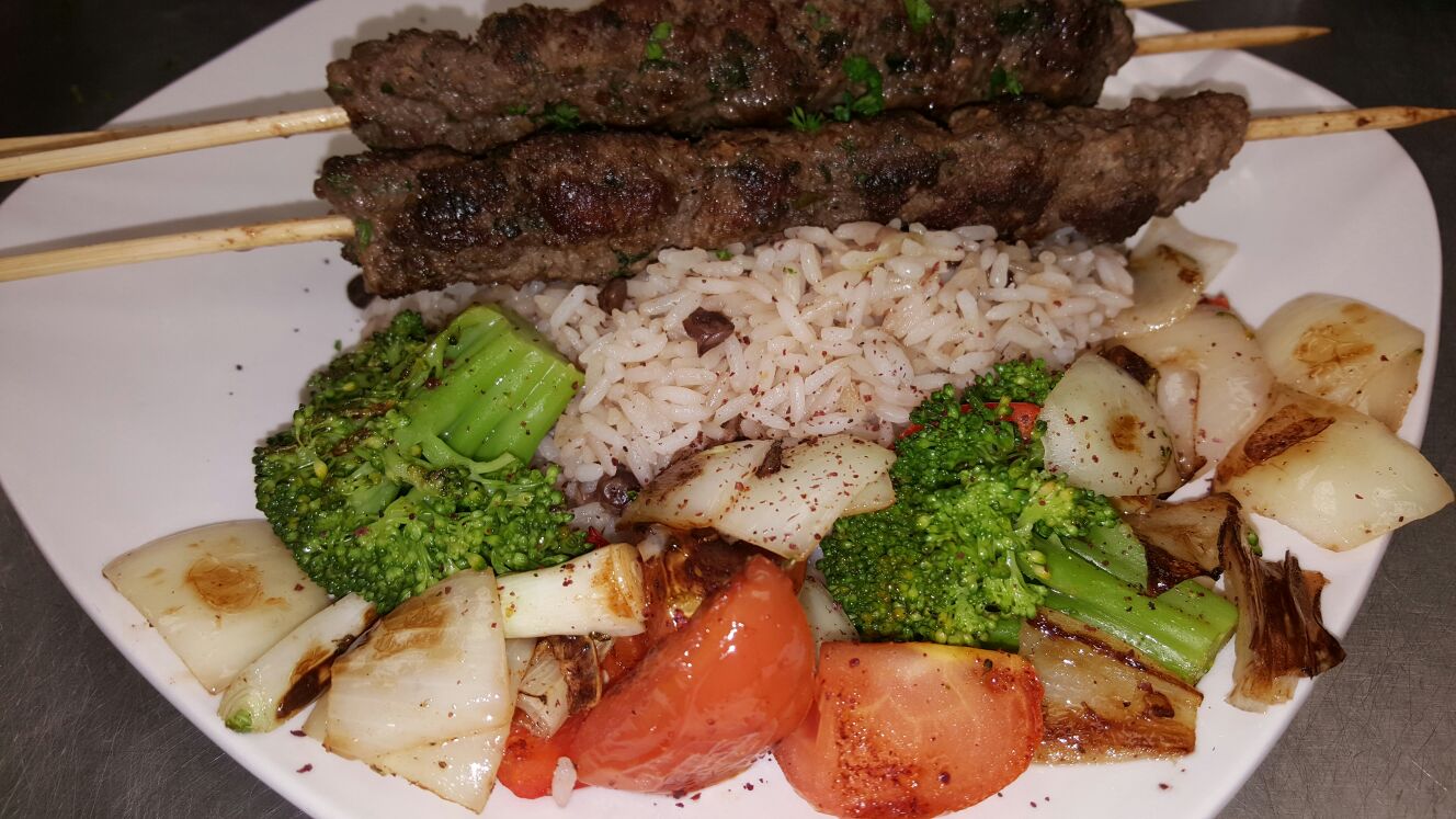 Order #6. Beef Kebab Plate Meal food online from Aladdin Mediterranean Cuisine store, New Albany on bringmethat.com