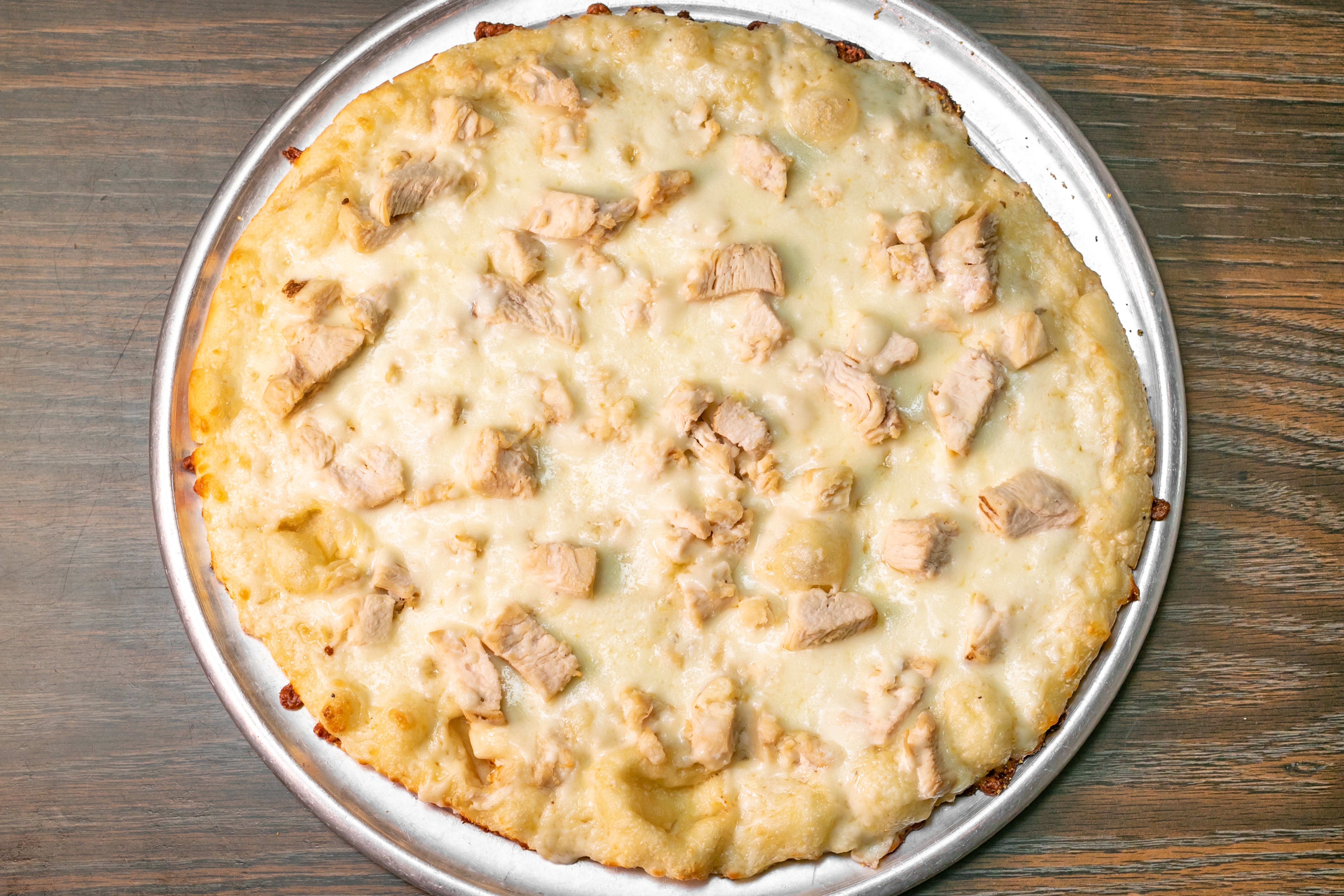 Order 6. Chicken Alfredo Pizza - Little 7" (Serves 1 Person) food online from Fargo Pizza store, Colorado Springs on bringmethat.com