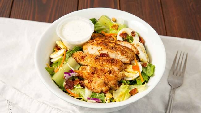 Order Grilled Chicken Salad food online from Fuddruckers store, Sevierville on bringmethat.com