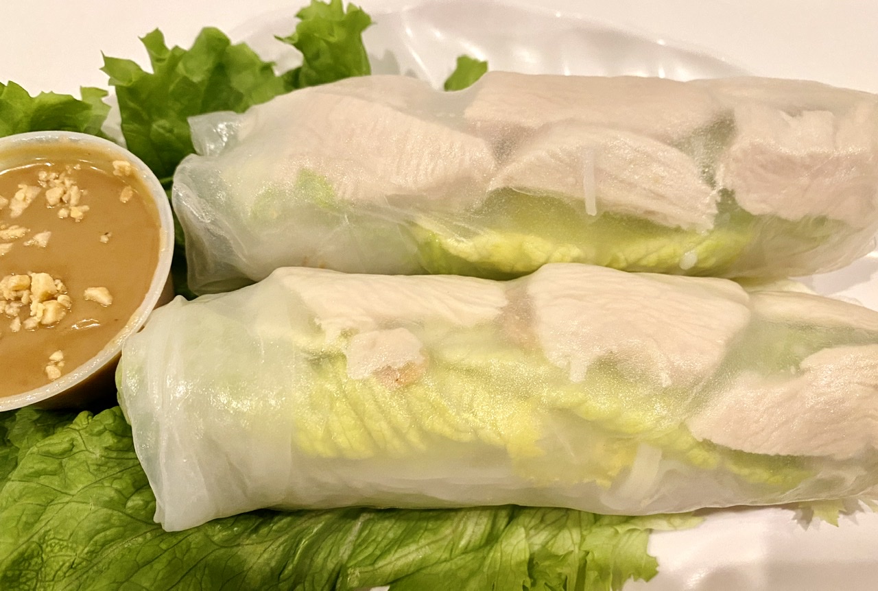Order  Vietnamese Spring Rolls with Chicken food online from Min Min Asian Cafe store, Chicago on bringmethat.com