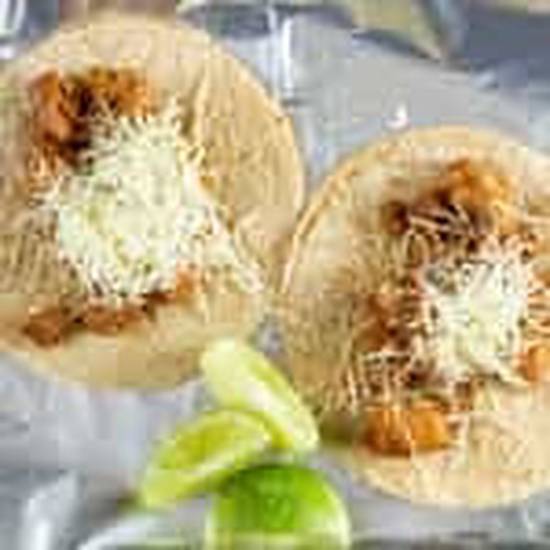 Order Chicken Taco (Kids) food online from Flaco's Tacos store, Chicago on bringmethat.com