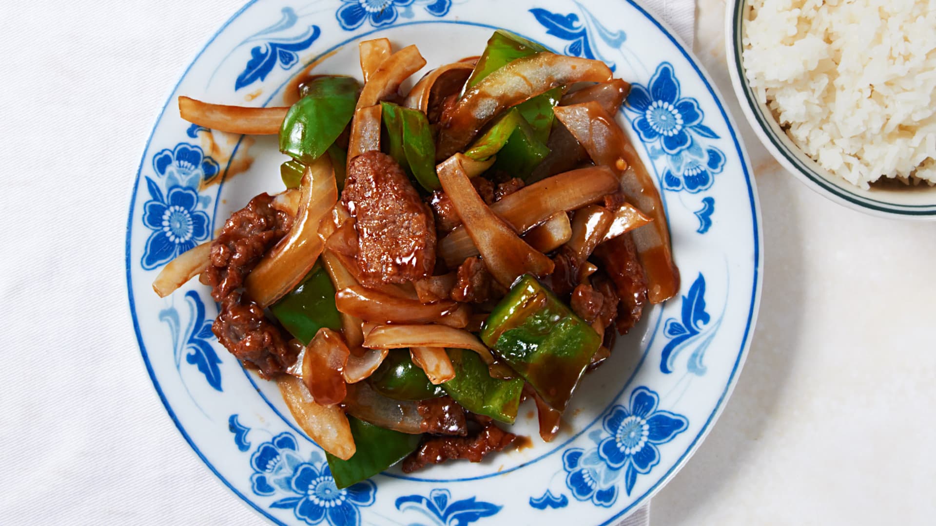 Order 62. Pepper Steak with Onion food online from China Dragon store, Tallmadge on bringmethat.com