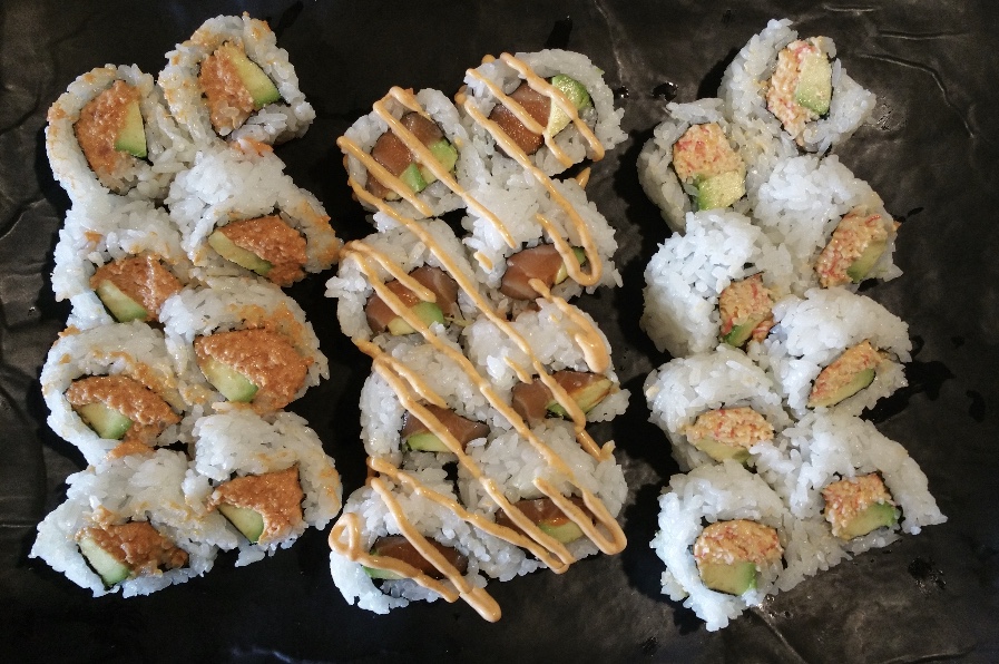 Order Spicy roll combo food online from Tomo Japanese Cuisine store, Troy on bringmethat.com