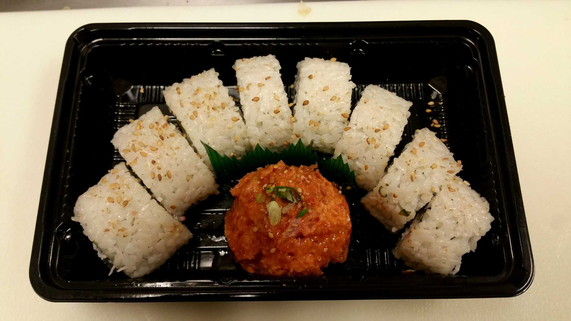 Order Cali Spicy Salmon Maki food online from Ahi Lovers store, Honolulu on bringmethat.com