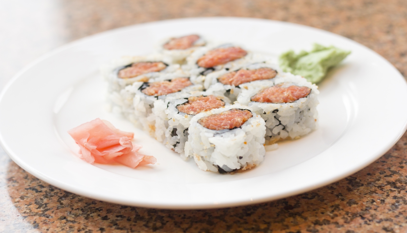 Order Spicy Tuna Roll food online from Miyabi Sushi store, Gardena on bringmethat.com