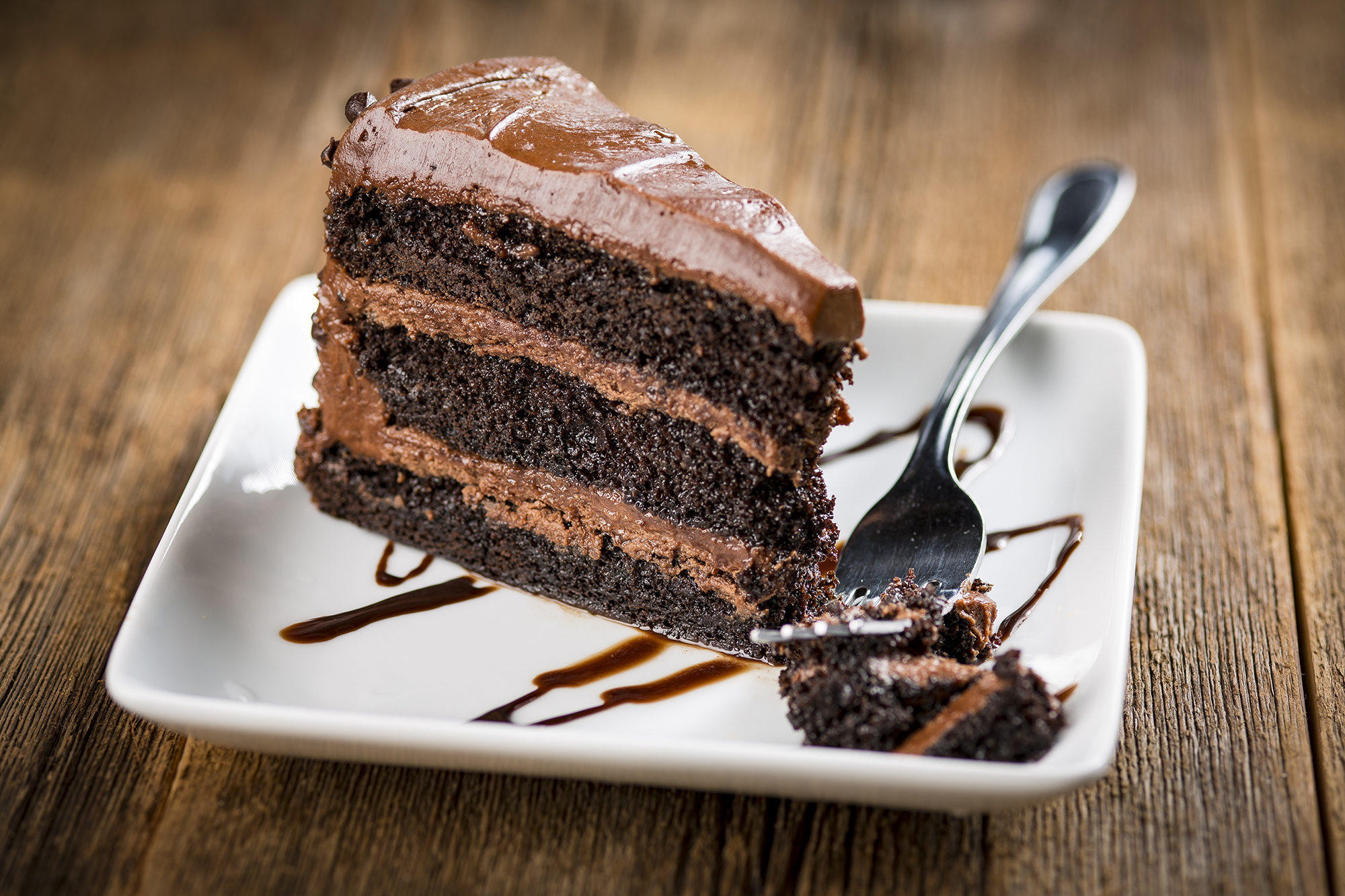 Order Chocolate Cake food online from Rosati's Pizza store, Chicago on bringmethat.com