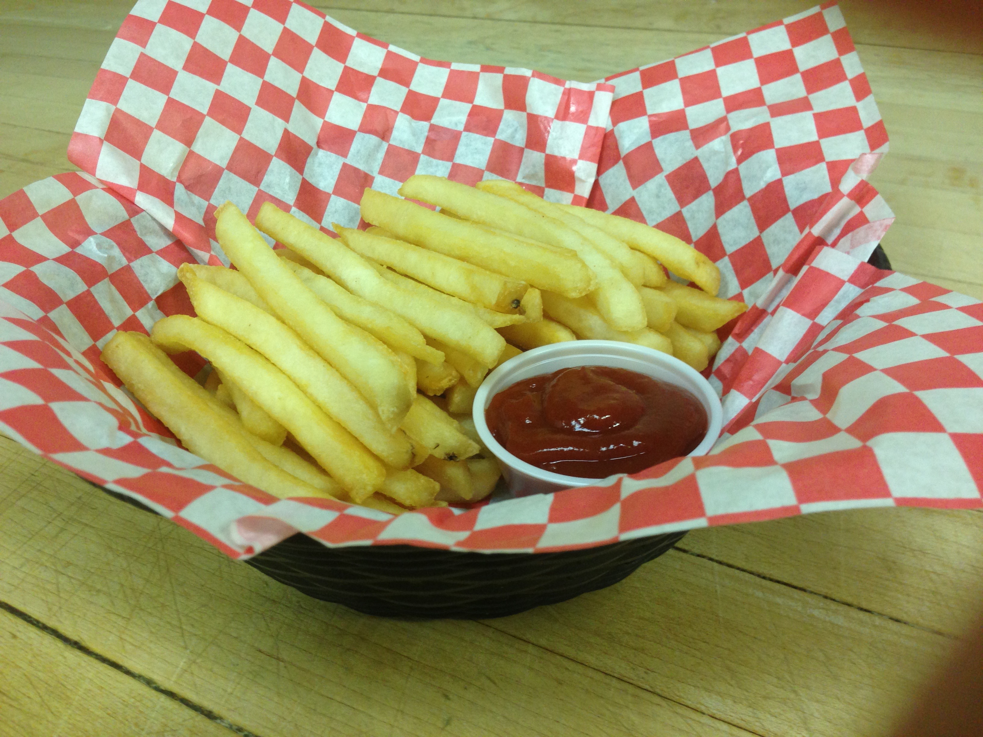 Order French Fries food online from Cuzino Pizza & Pasta store, Bear on bringmethat.com