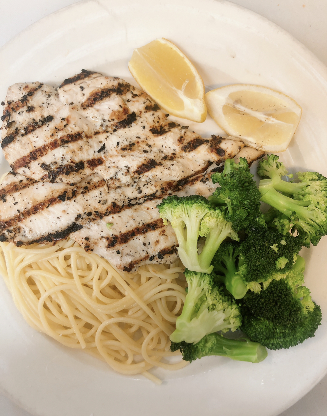Order Grilled Chicken Plate  food online from Tre Sorelle store, New York on bringmethat.com