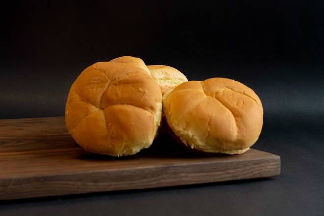 Order Dozen Sandwich Buns food online from R&R Barbeque store, South Jordan on bringmethat.com