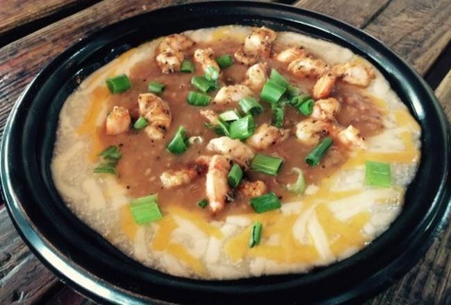 Order Shrimp & Grits Plate food online from Rhinehart's Oyster Bar store, Augusta (Richmond County) on bringmethat.com