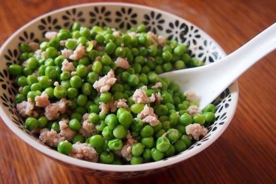 Order minced pork with green bean肉沫豌豆 food online from Our Zone store, Brighton on bringmethat.com