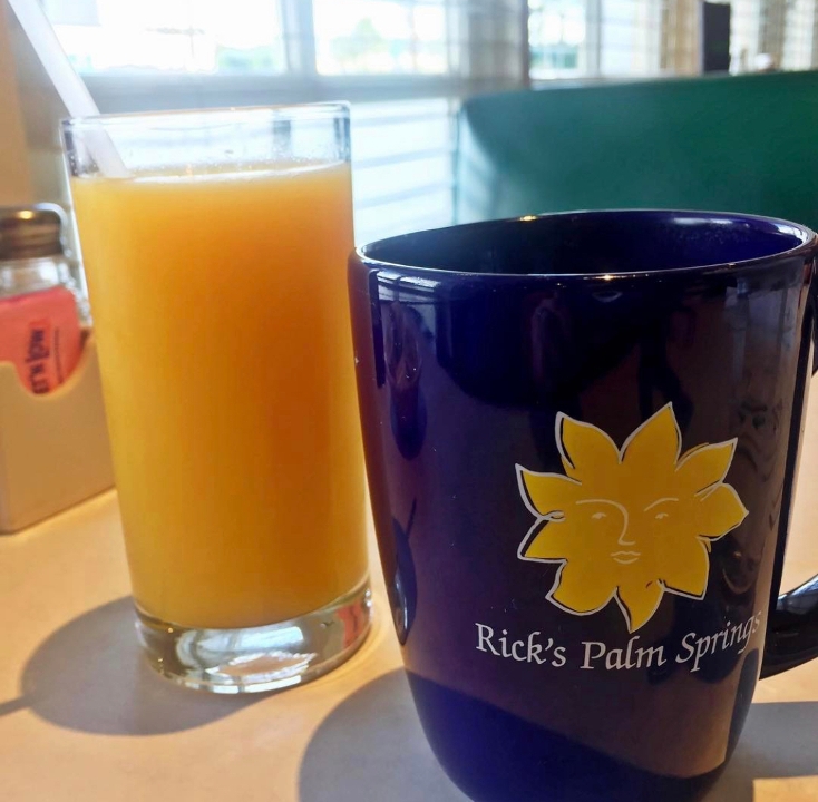 Order Juice food online from Rick Desert Grill store, Palm Springs on bringmethat.com
