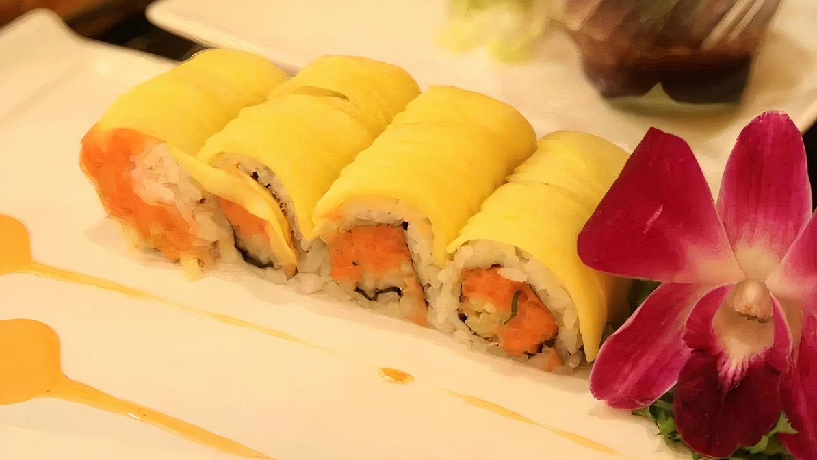 Order 6. Summer Roll food online from Megu Sushi store, Moorestown on bringmethat.com