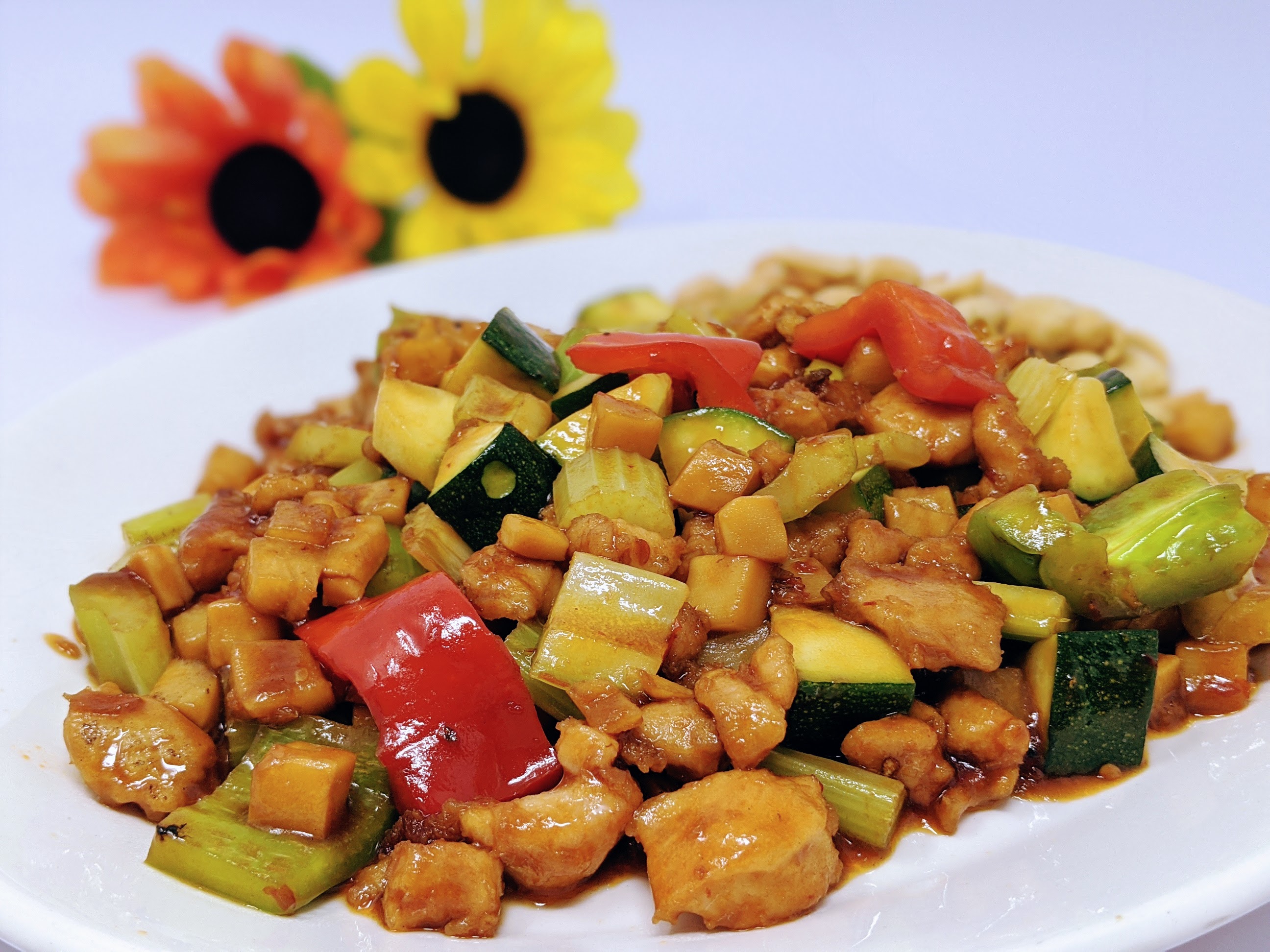 Order Kung Pao Chicken food online from Sunflower store, Hayward on bringmethat.com