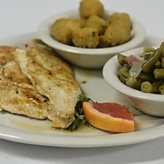 Order Grilled Chicken food online from Jay Jay Cafe store, Arlington on bringmethat.com