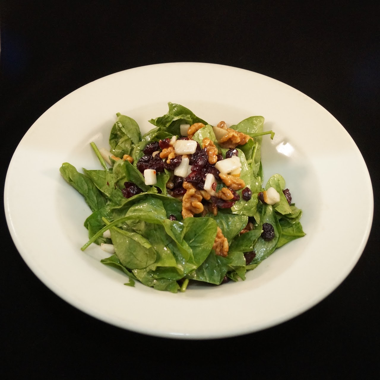 Order Spinach Salad food online from Lucca Restaurant store, Bronx on bringmethat.com