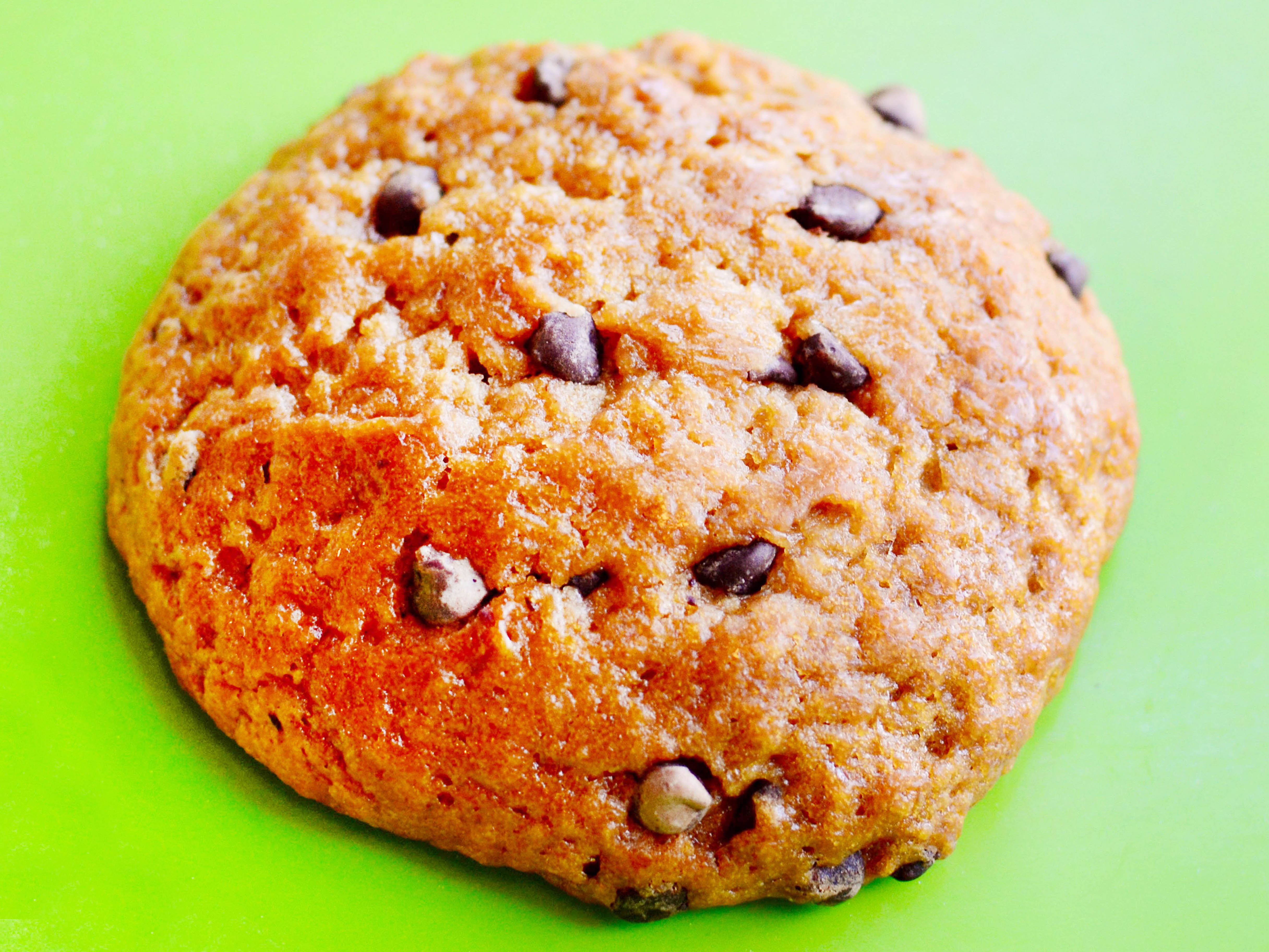 Order Chocolate Chip Cookie food online from Soupergirl store, Washington on bringmethat.com