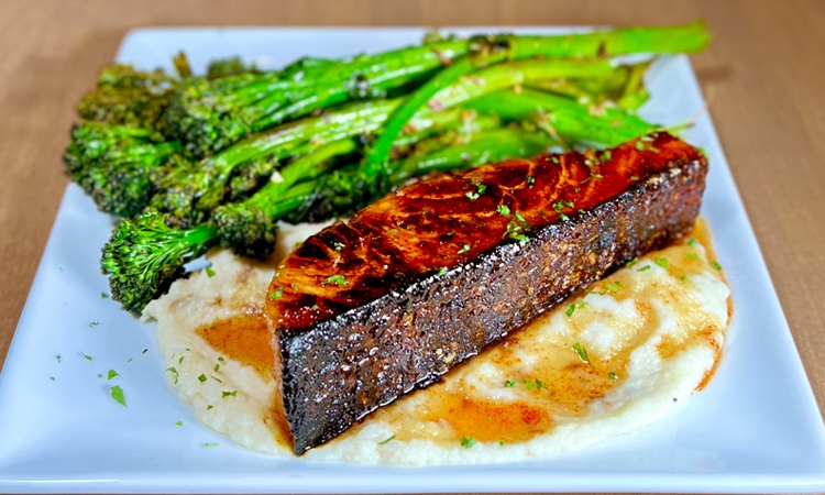Order Salmone al Bourbon* food online from ENO store, Chicago on bringmethat.com
