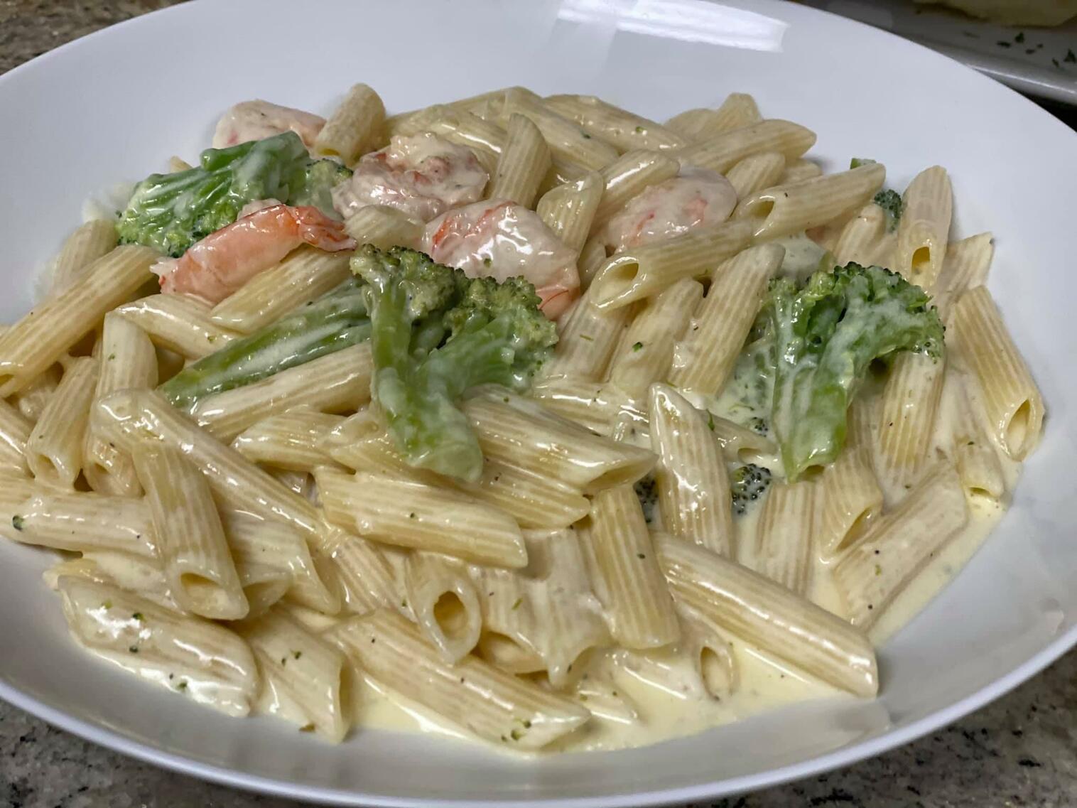 Order Shrimp & Broccoli food online from Bella Vita Italian Restaurant store, Manassas on bringmethat.com