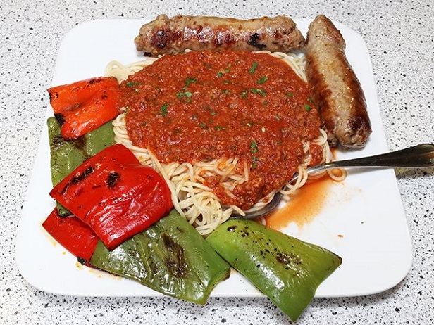 Order Pasta with Sausage and Bell Peppers Dinner food online from Petrini's store, San Diego on bringmethat.com