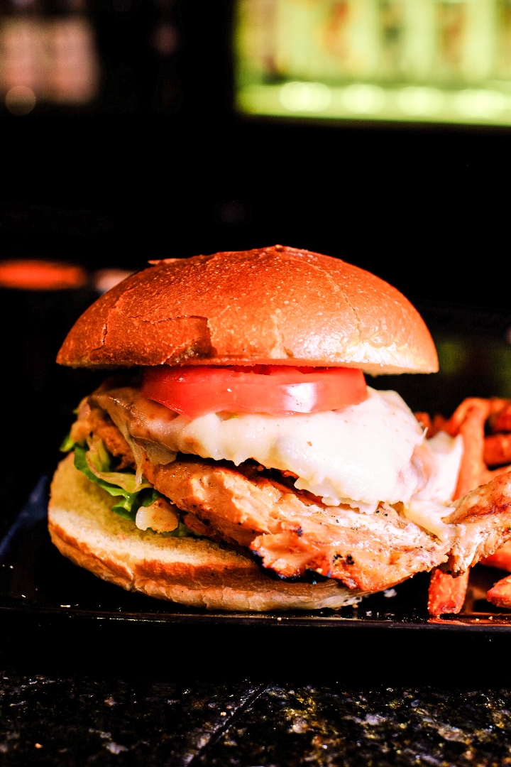 Order Grilled Chicken Sandwich food online from The Downtown Cafe store, Glen Cove on bringmethat.com