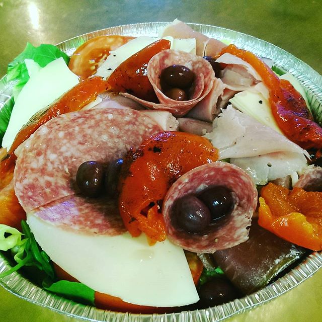 Order Antipasto Salad food online from Pizzarelli's Pizza store, Scarsdale on bringmethat.com