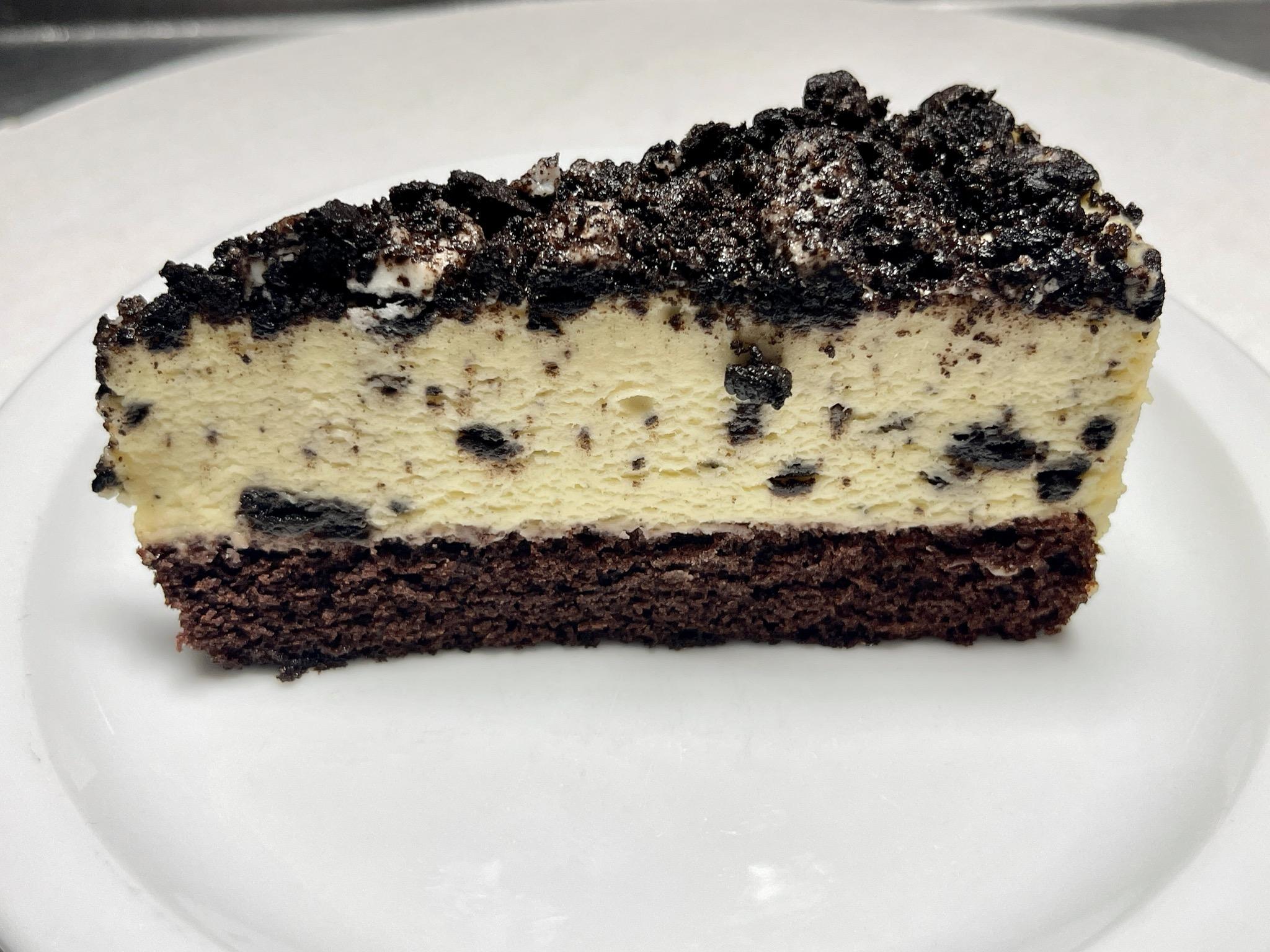 Order Oreo Mousse Cake food online from Sir Pizza store, Nashville on bringmethat.com