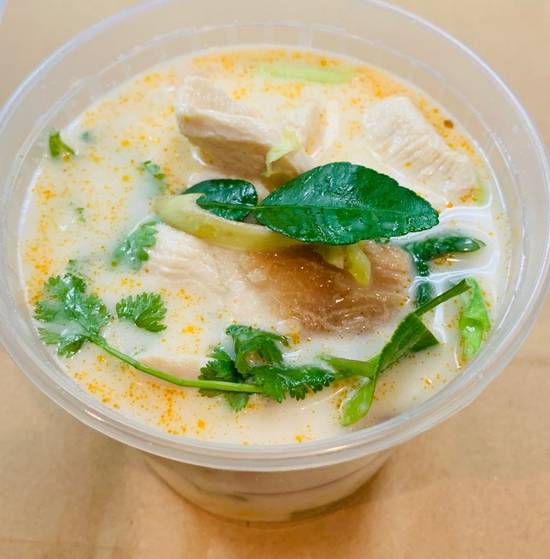 Order Tom Kah Soup food online from Soi Ob Thai Street Food store, San Diego on bringmethat.com