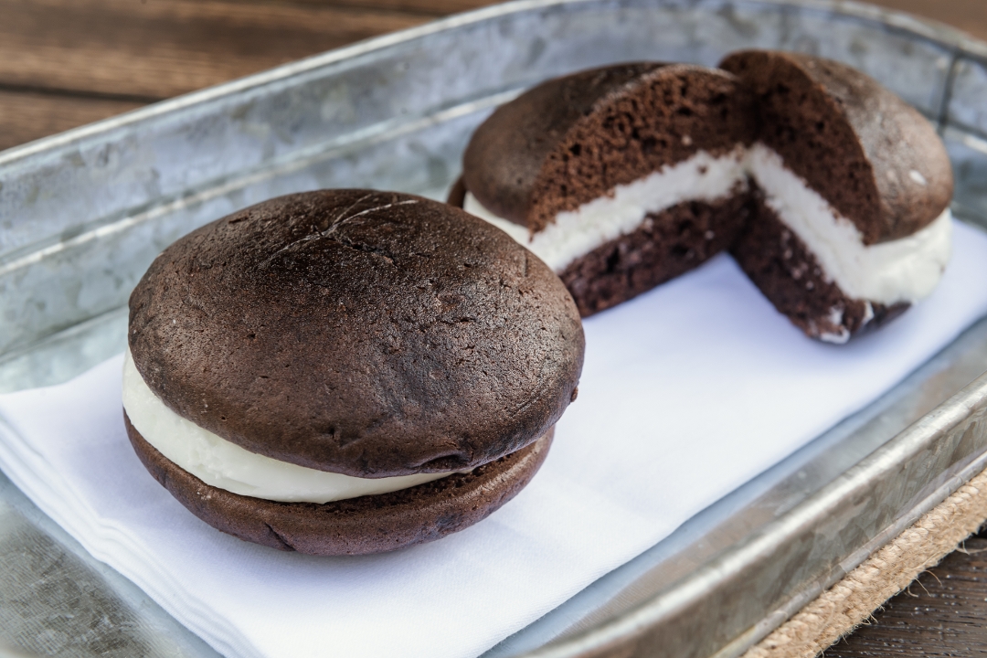 Order Whoopie Pie food online from Mason Famous Lobster Rolls store, Washington on bringmethat.com